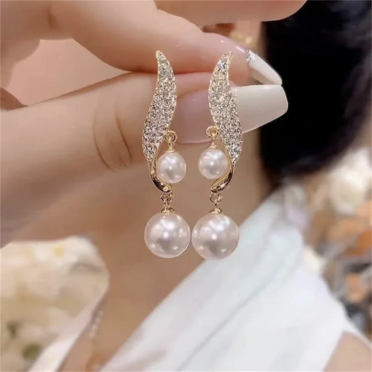 Pearl Dangle Earrings